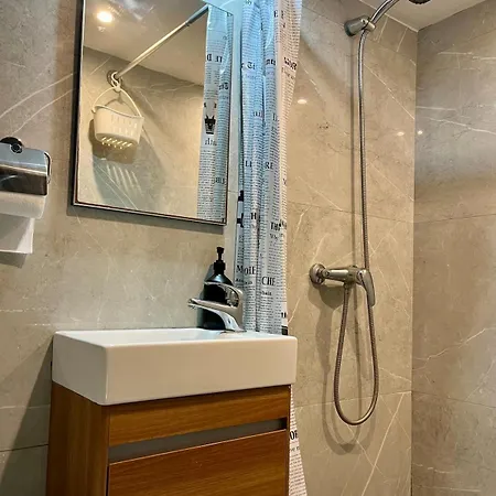 Διαμέρισμα Nazzarena House - *