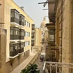 Nazzarena House - Apartamento